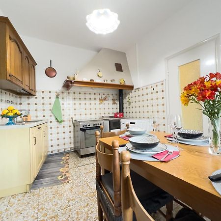 Sanremo Mare E Relax - Affittasi "Casa Illiade" Con Parcheggio Libero, Terrazza E Wi-Fi Appartement Buitenkant foto