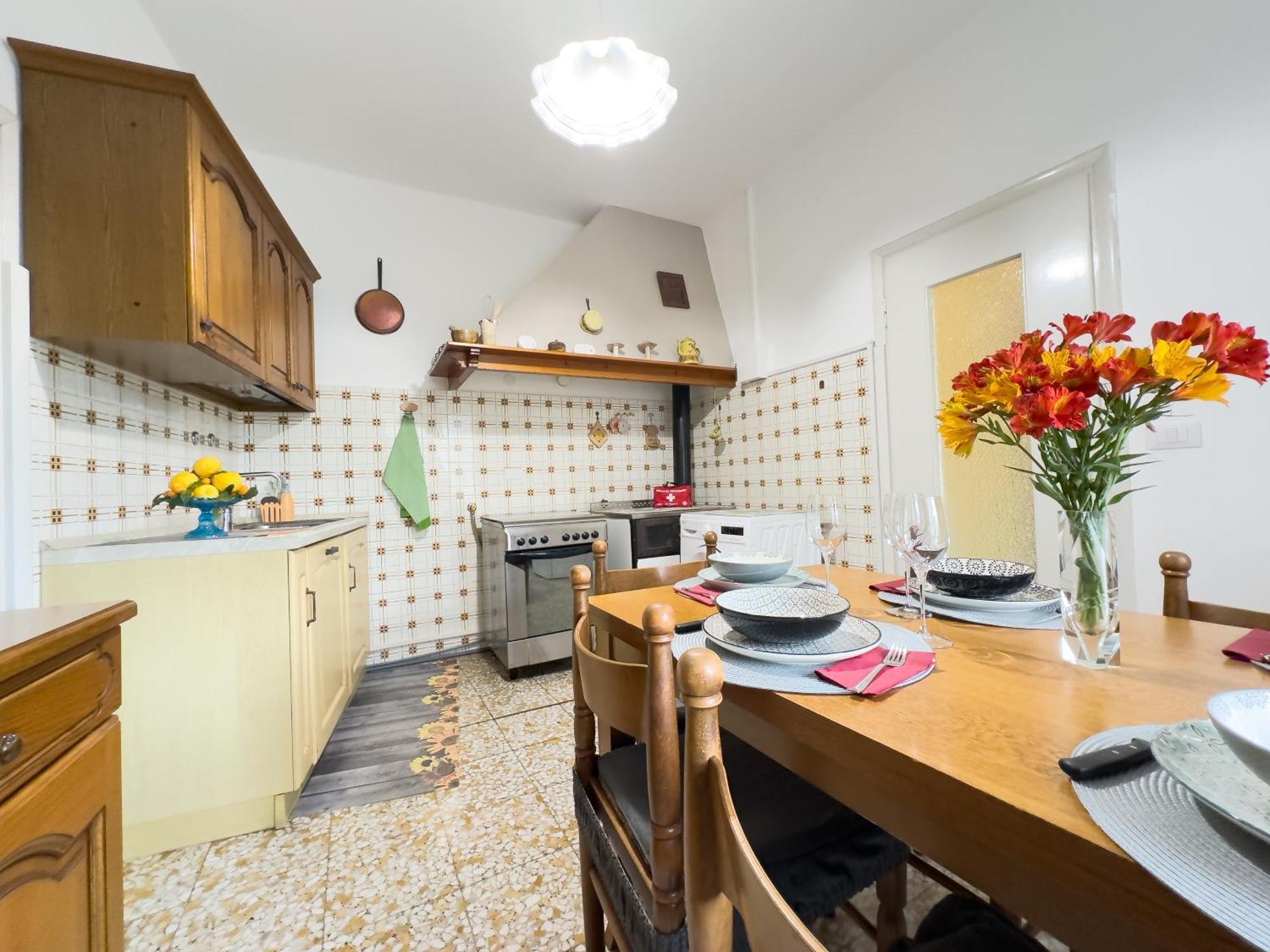 Sanremo Mare E Relax - Affittasi "Casa Illiade" Con Parcheggio Libero, Terrazza E Wi-Fi Appartement Buitenkant foto